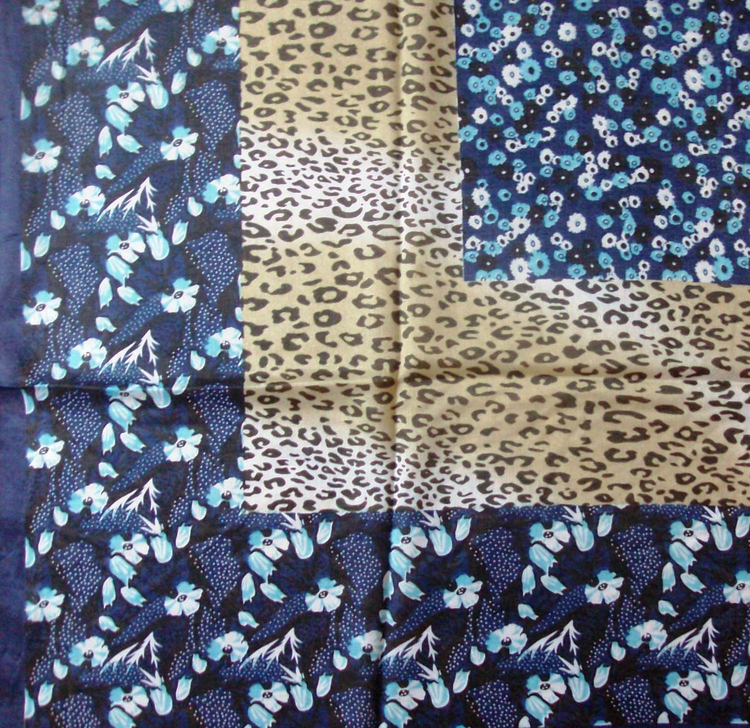 Navy blue border silk style headscarve tichel