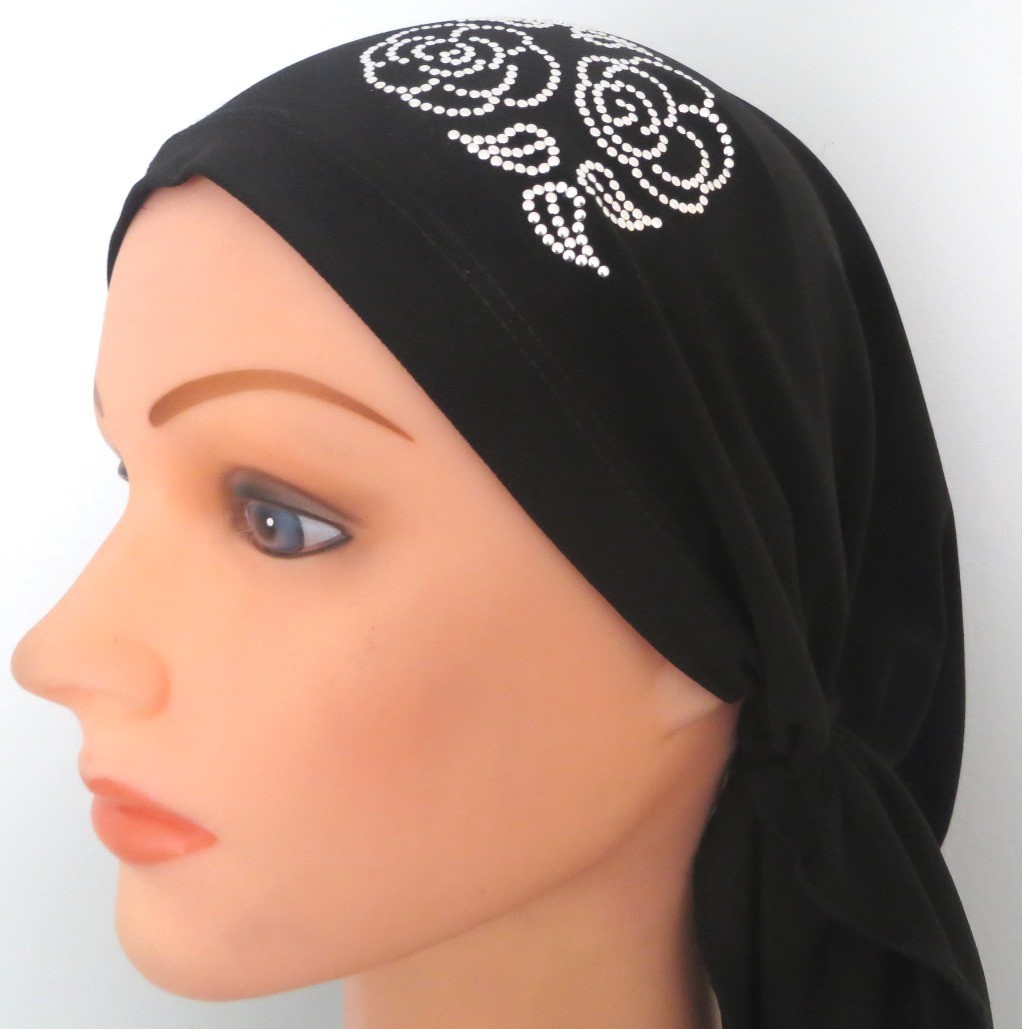 Black pretied tichel with flowers applique #1