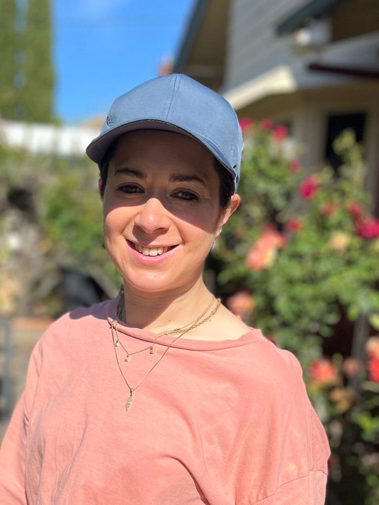 Closed back caps - Great "sweat free" material