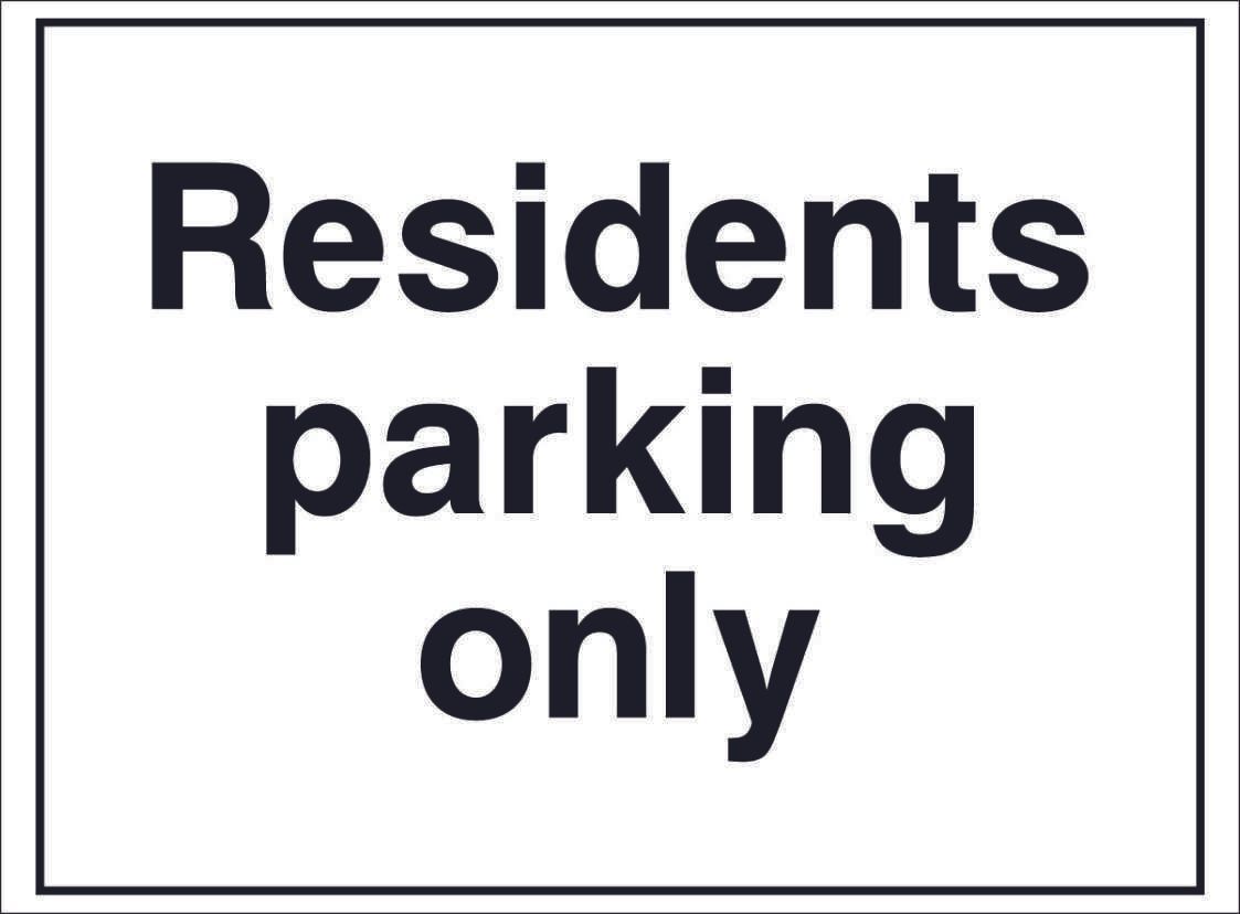 HOTE0025--Residents-parking-only