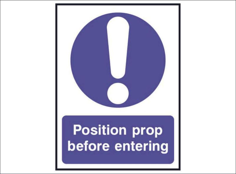 LIFT0012--Position-prop-before-entering