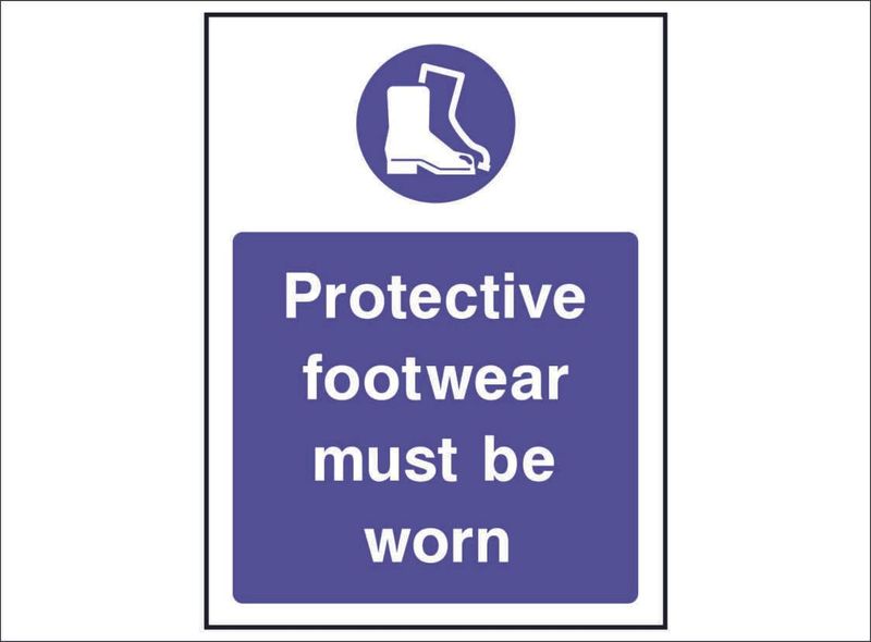 MAND0035--Protective-footwear-must-be-worn
