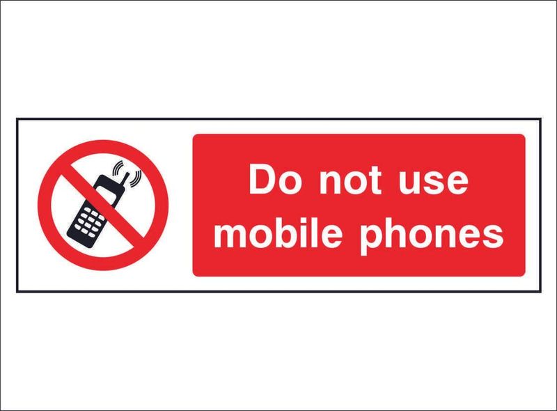 PROH0038--Do-not-use-mobile-phones