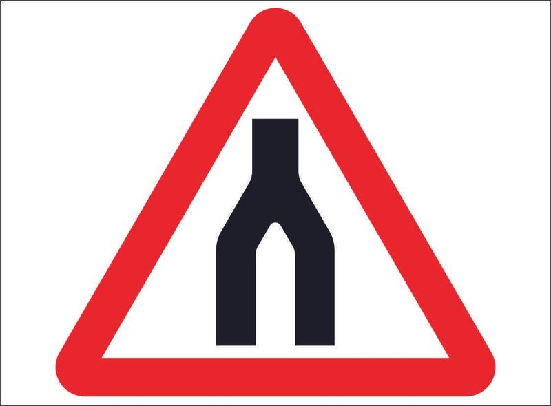 ROAD0051-End of Dual Carriageway