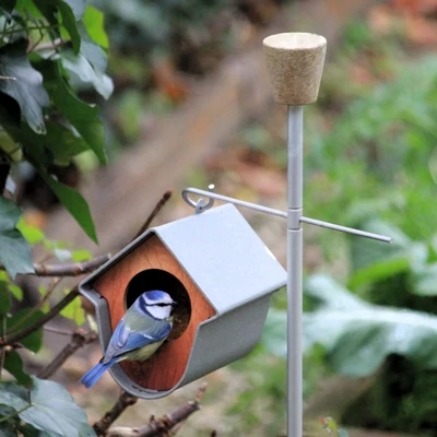 Bird feeding stations