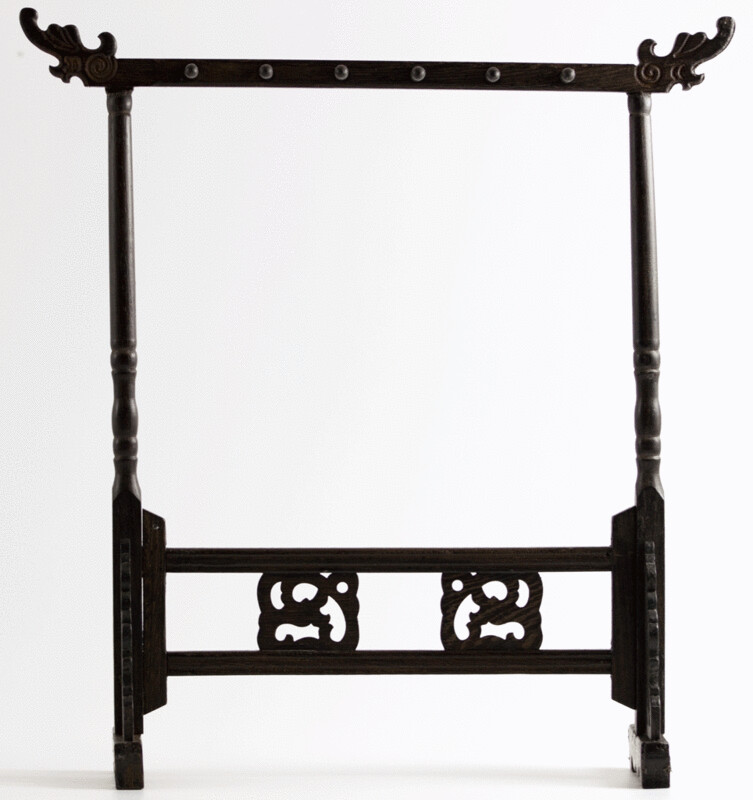 Classic Wooden Brush Stand