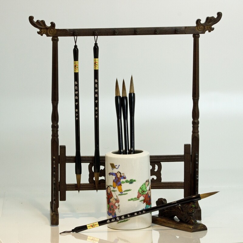 Finest Traditional Chinese Sable Hair Brush (Medium)