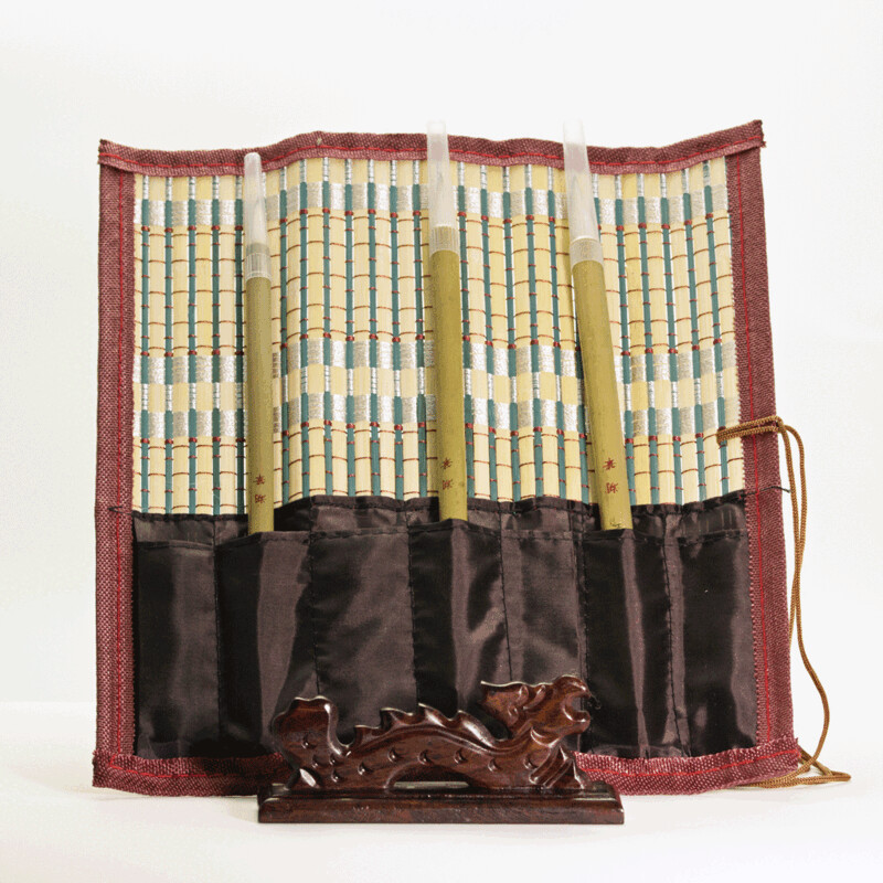 Chinese Painting gift bundle: including three traditional White Cloud Brushes in a Bamboo brush Wallet and a Wooden Dragon Brush Rest