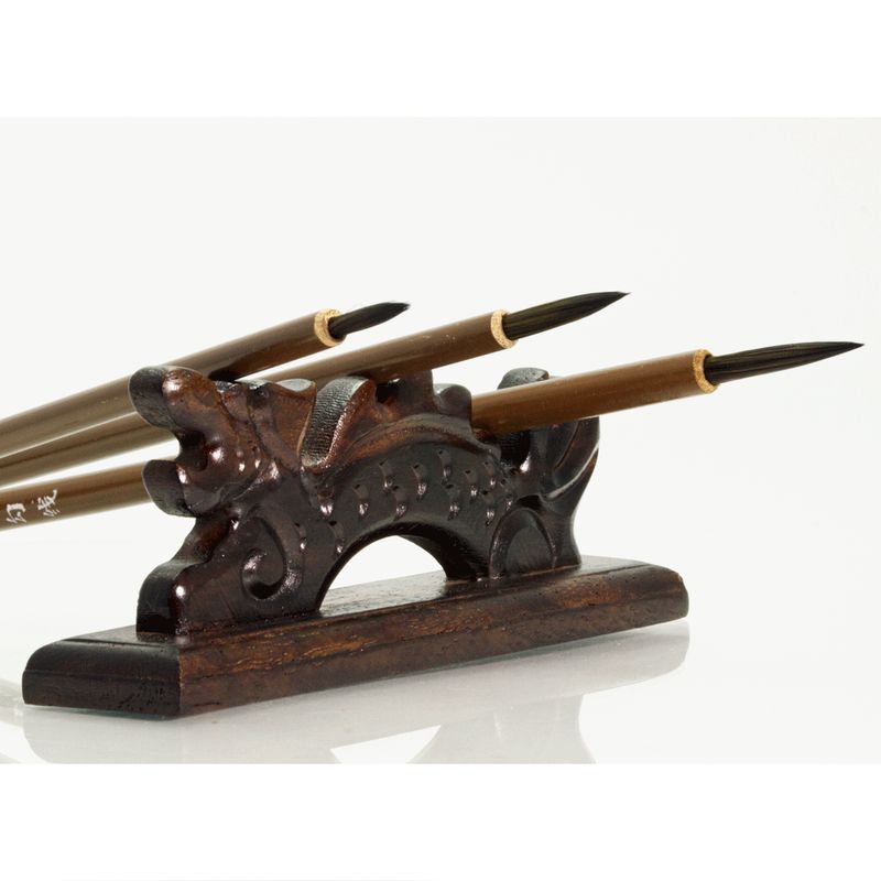 Chinese Painting gift bundle: including three Whisker Detailing brushes and a Wooden Dragon Brush Rest