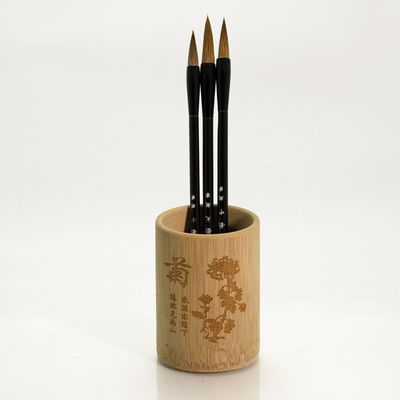 Chinese Painting gift bundle: including three traditional Sable Brushes in a Bamboo Brush Pot.