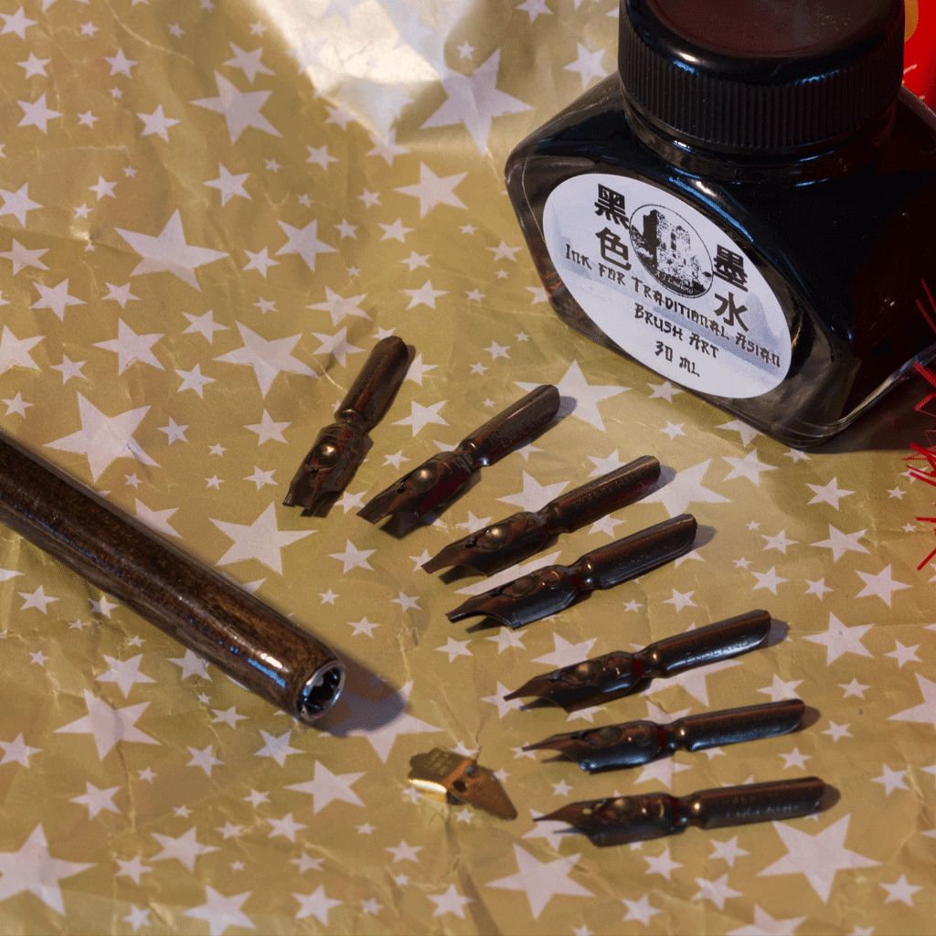 Dip Pen Gift Bundle: Calligraphy Set