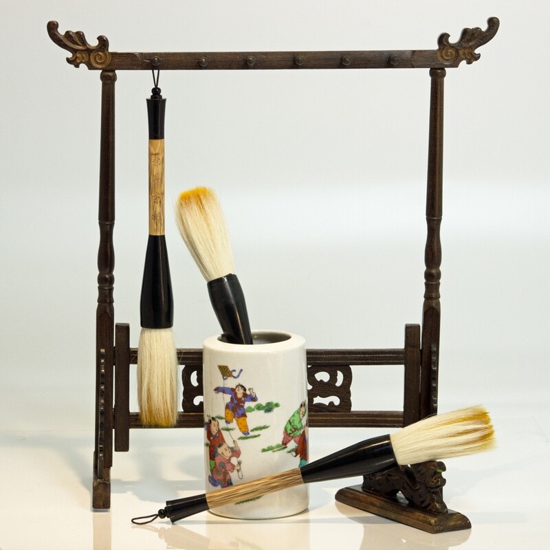 Large Traditional Chinese Calligraphy (Writing) Brush Made with Mixed Hair Large Traditional Chinese Calligraphy (Writing) Brush Made with Mixed Hair