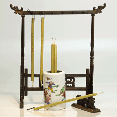 "White Cloud" Traditional Straight Bamboo Handled Brush (Small)