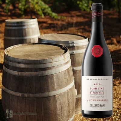 Oude bush vines op graniet en leisteen, volle Pinotage met cacao, kruidigheid en elegante structuur