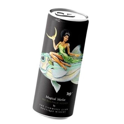 “Fishwives Club Merlot in blik, Kaapse wijn met ludiek zeemeermin‑etiket, fruitig en rond, Mundi Vinum Herent