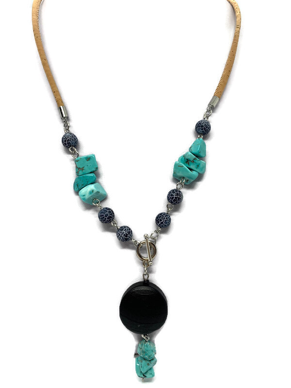 Turquoise gemstone necklace