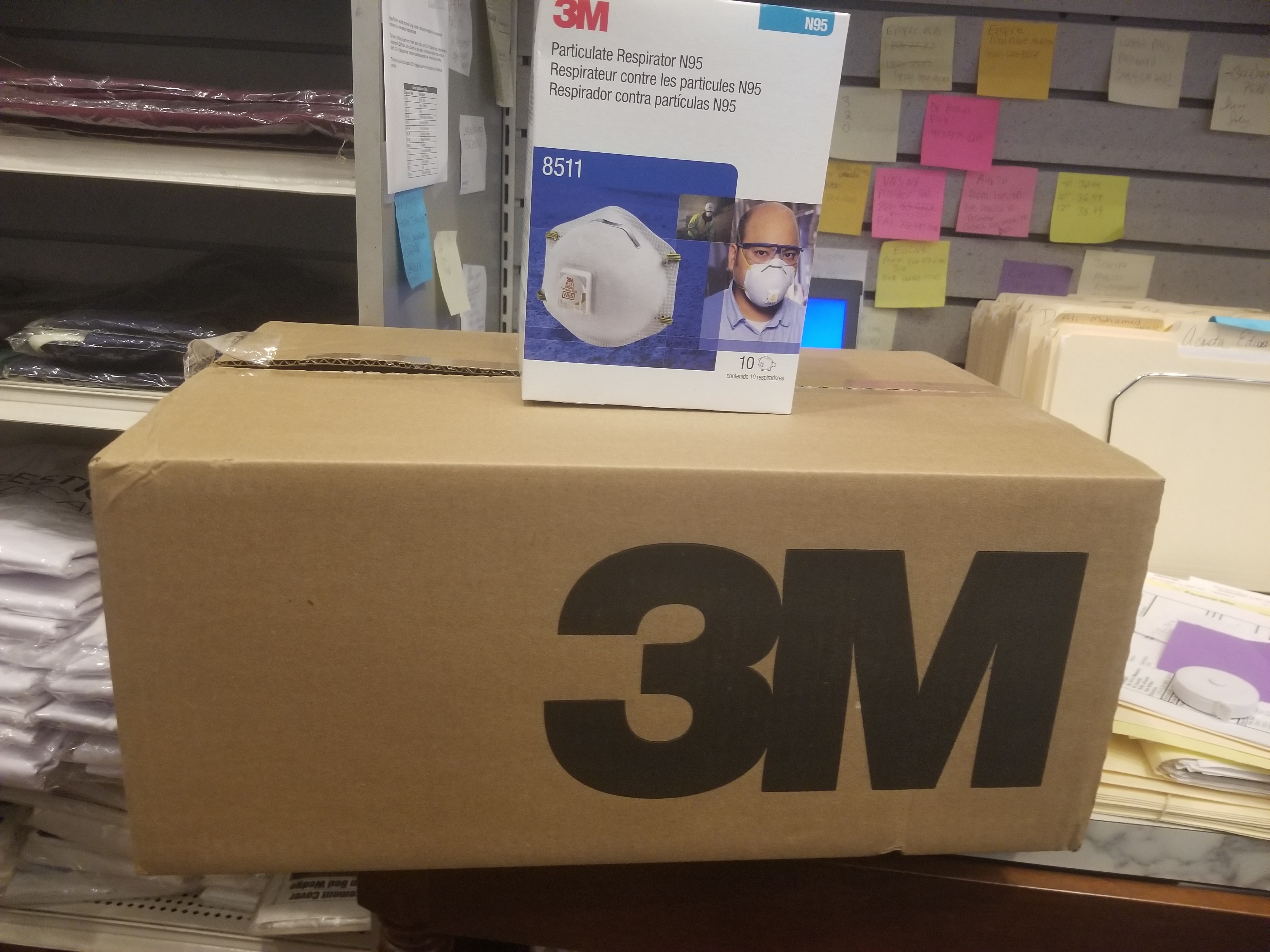 1 Case of 3M 8511 N95 Face Masks With Valve (80-Count) 21205