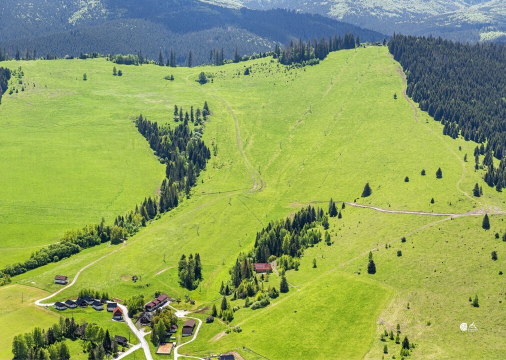 Cierny-Balog-2019-10