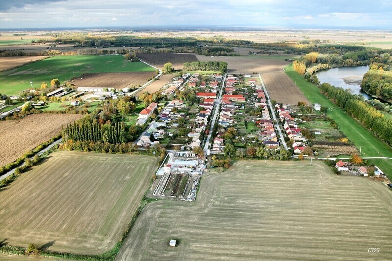 Dedina-Mladeze-2013-12