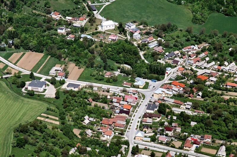 Slatina-nad-Bebravou-2012-17