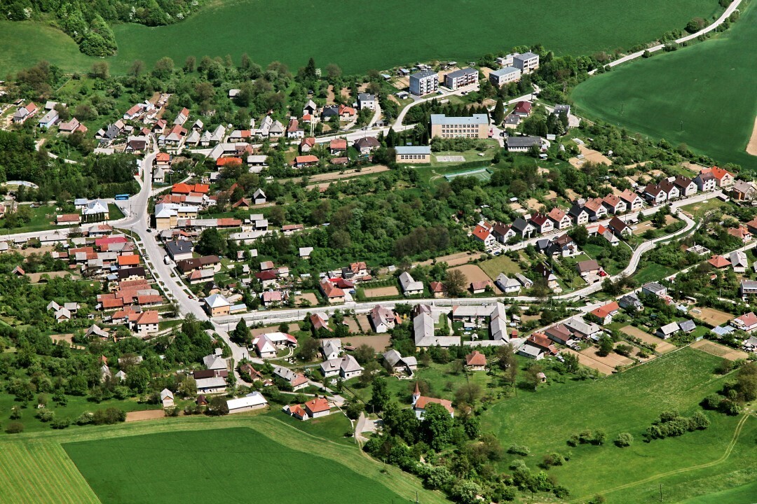 Slatina-nad-Bebravou-2012-5