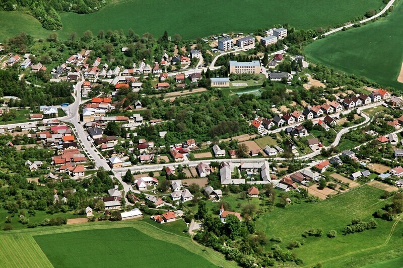 Slatina-nad-Bebravou-2012-5