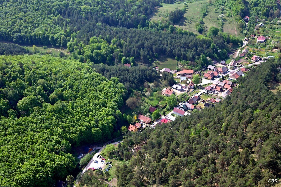 Uhrovske-Podhradie-2013-5