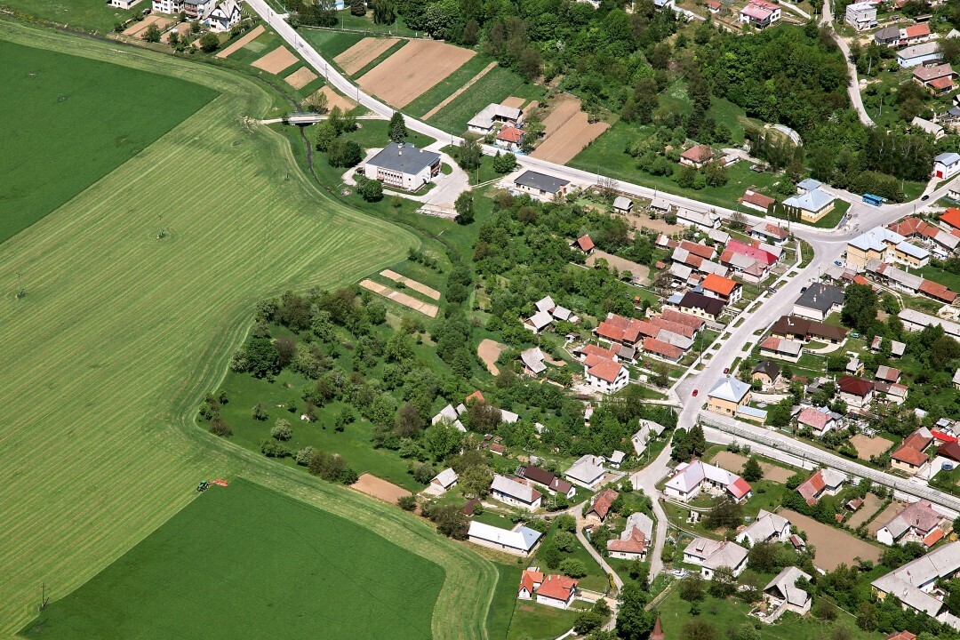 Slatina-nad-Bebravou-2012-16