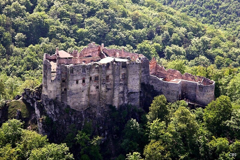 Uhrovske-Podhradie-2013-16