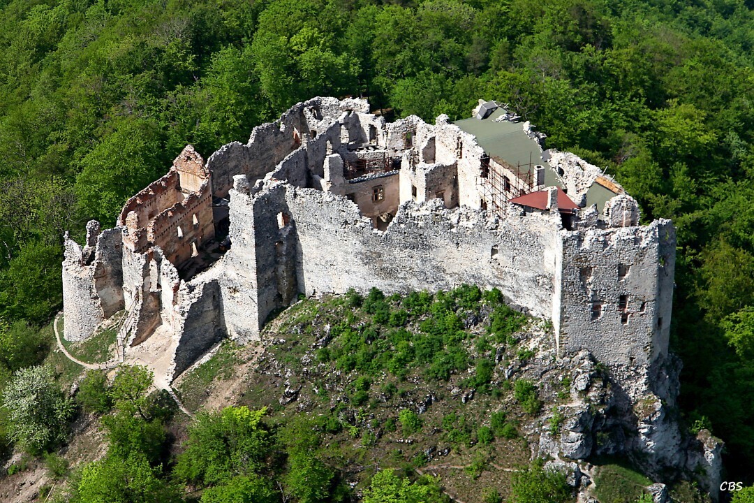 Uhrovske-Podhradie-2013-19