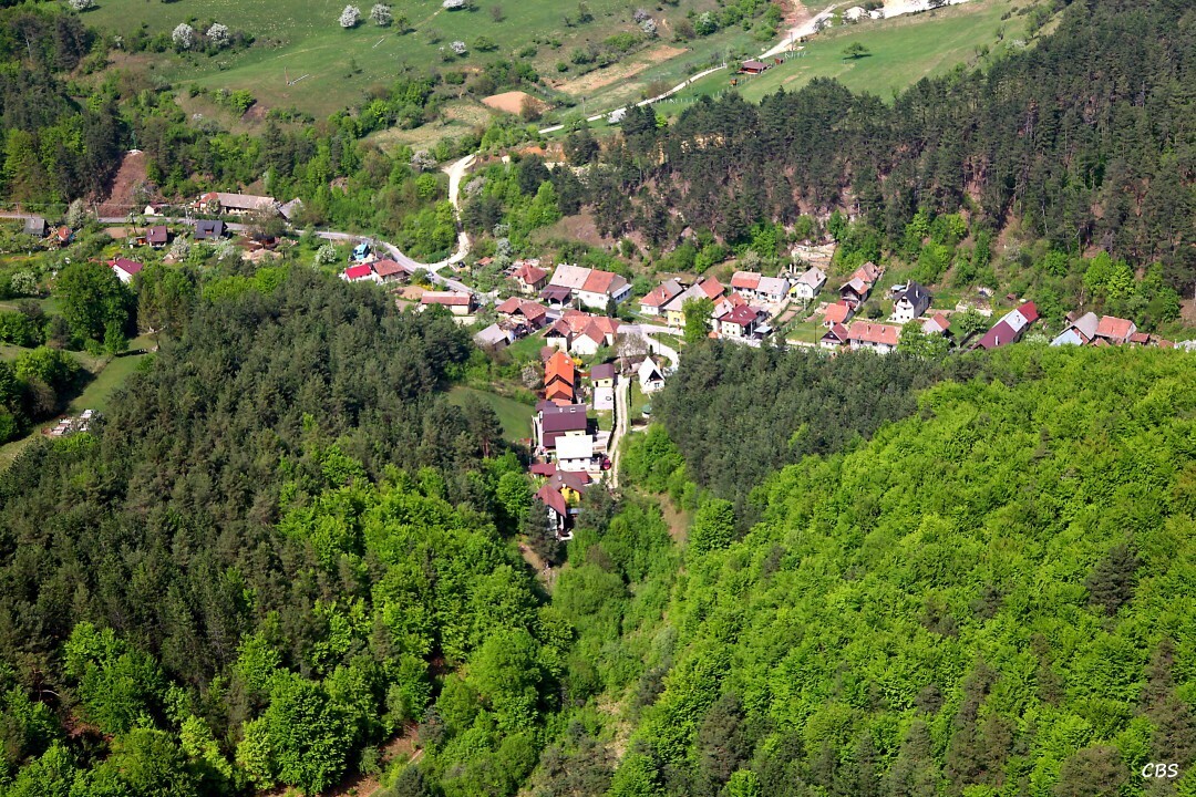 Uhrovske-Podhradie-2013-7