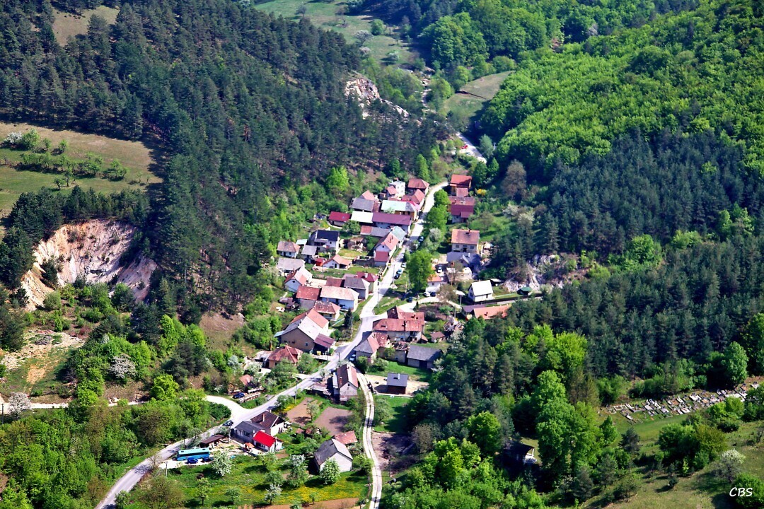 Uhrovske-Podhradie-2013-12