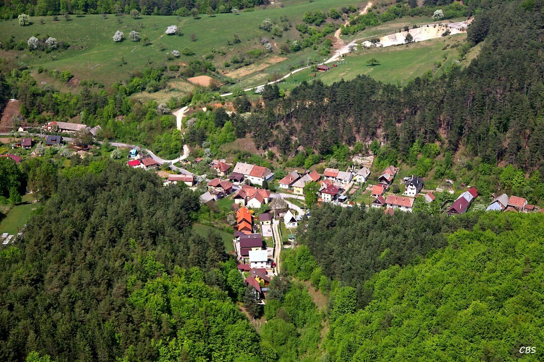 Uhrovske-Podhradie-2013-8