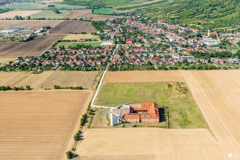 Horne-Oresany-2018-10