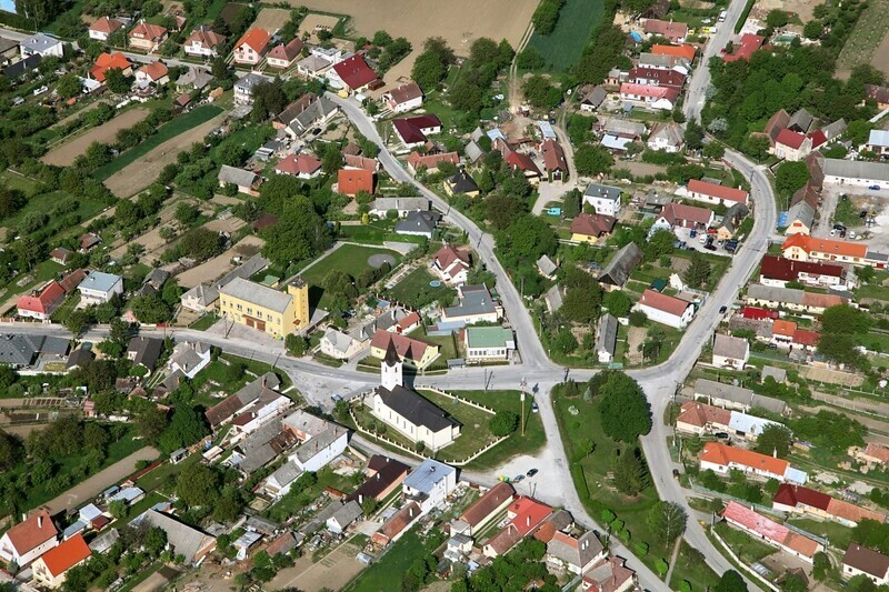 Velke-Bierovce-2012-11