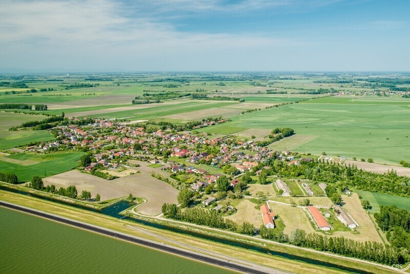 Trstena-na-Ostrove-2016-1