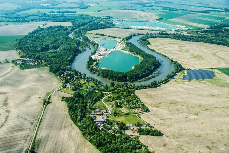 Orechova-Poton-2016