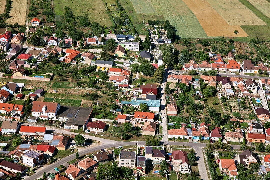 Biely-Kostol-2012-23