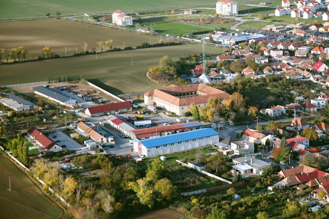 Biely-Kostol-2013-16