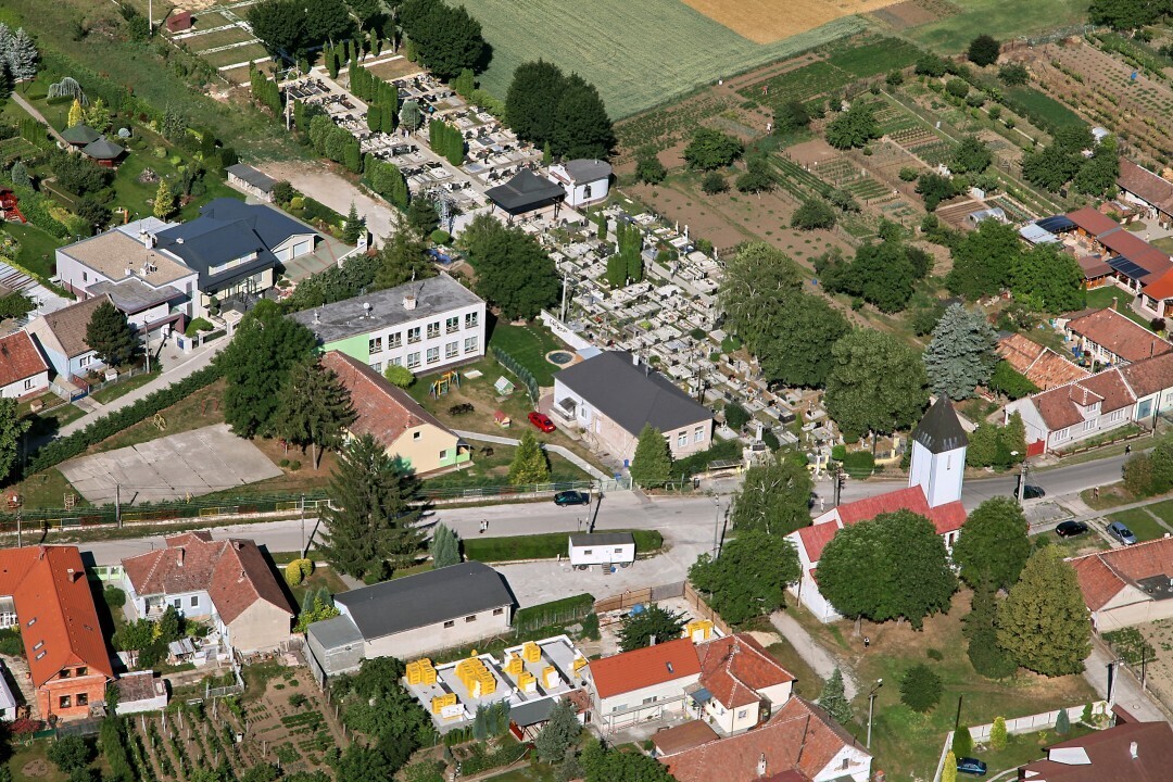 Biely-Kostol-2012-25