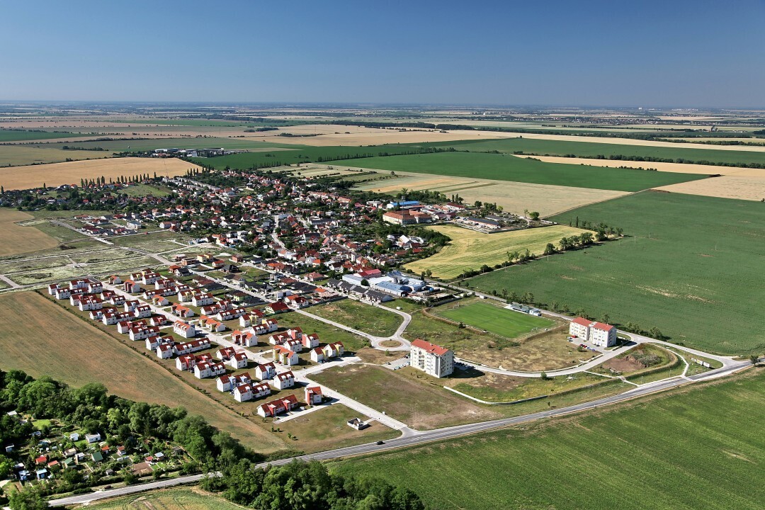 Biely-Kostol-2012-17