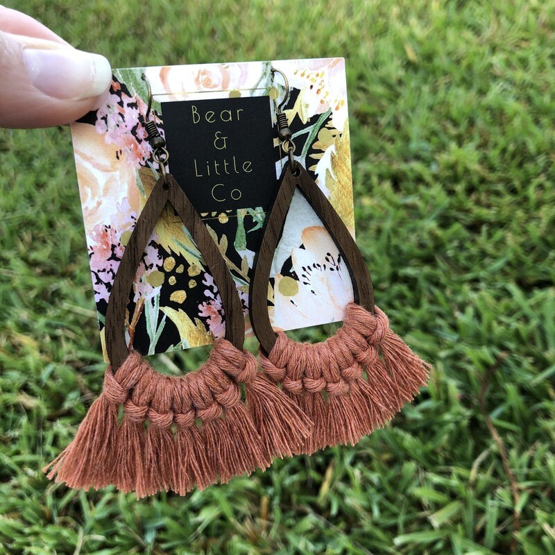 Macrame Earrings (Teardrop Terracotta)
