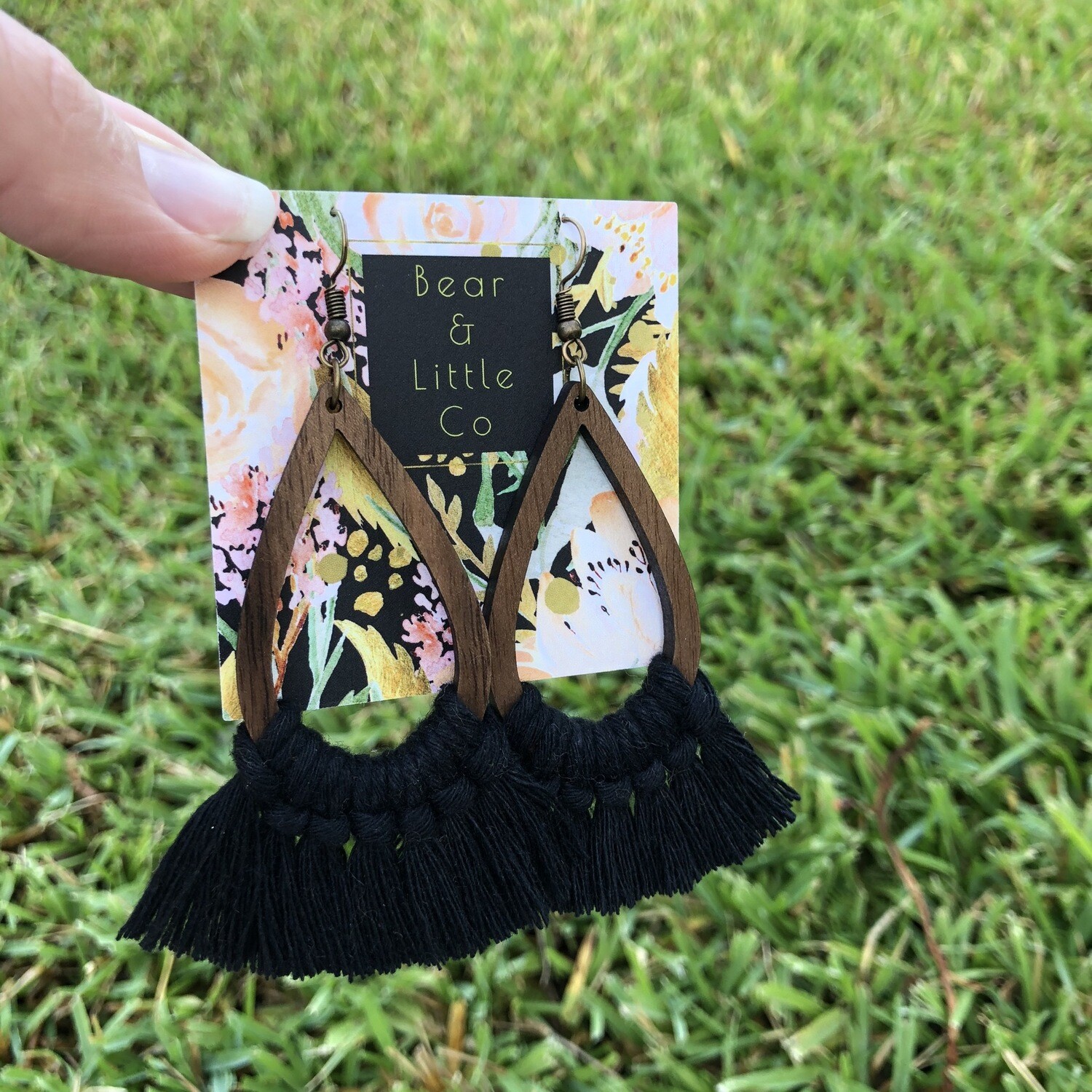 Macrame Earrings (Teardrop Black)
