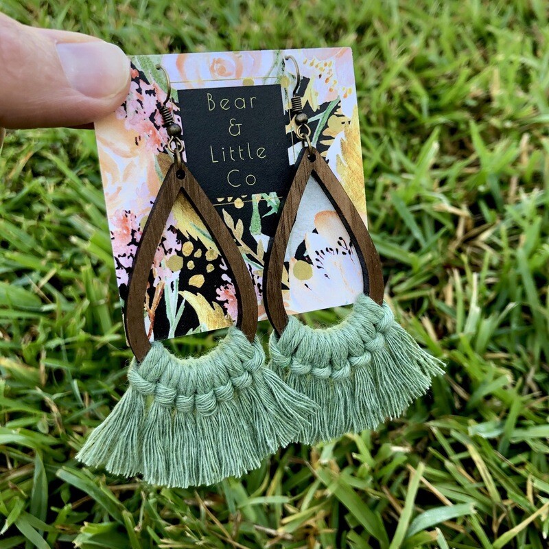 Macrame Earrings (Teardrop Eucalyptus)