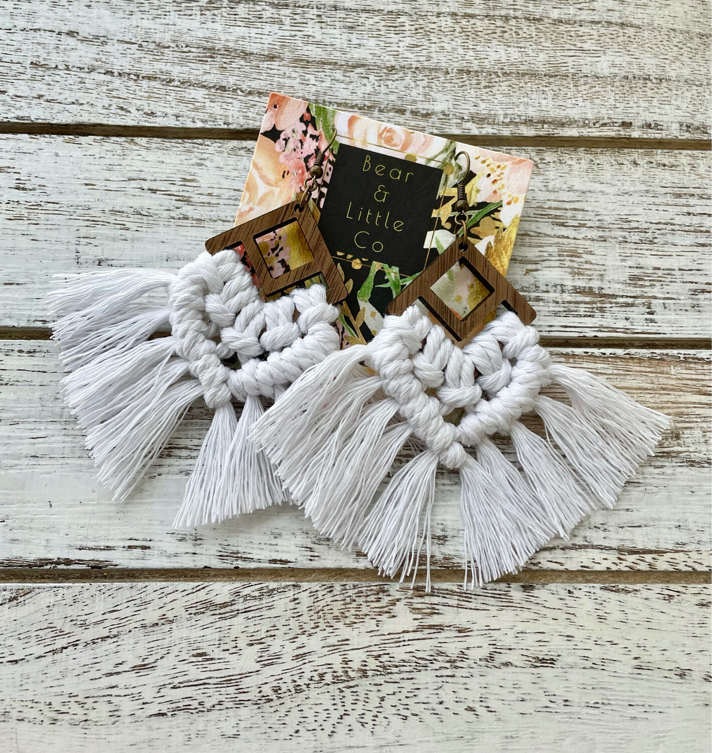 Macrame Earrings (Diamond White)