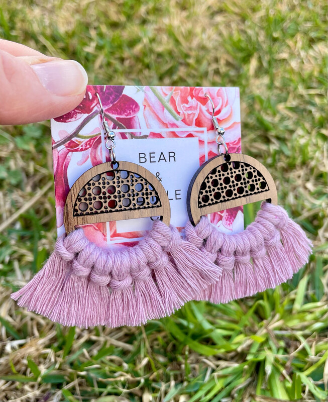 Macrame Earrings (Rattan Lavender)