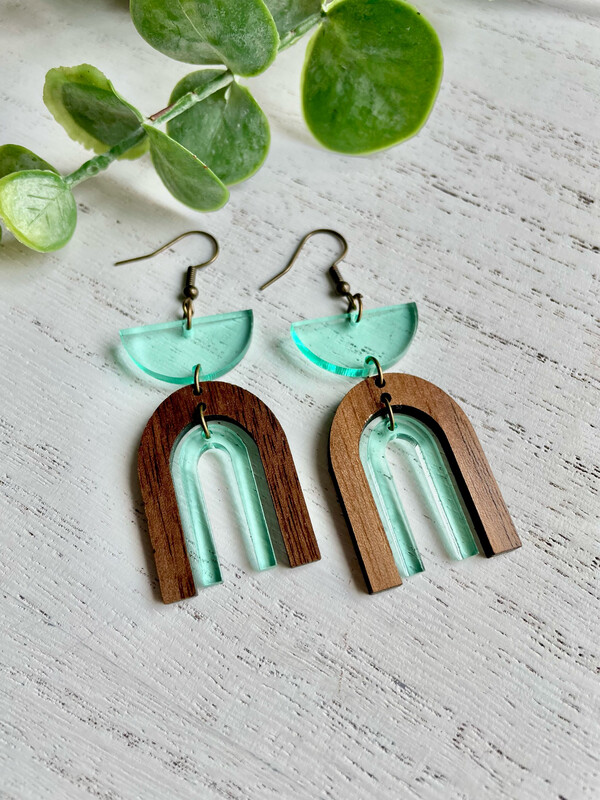 Mod Rainbow Earrings (Clear Green)