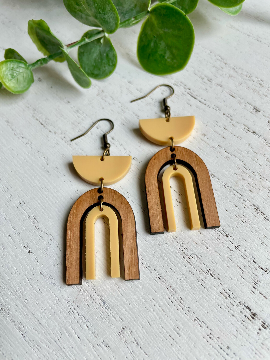 Mod Rainbow Earrings (Mustard)