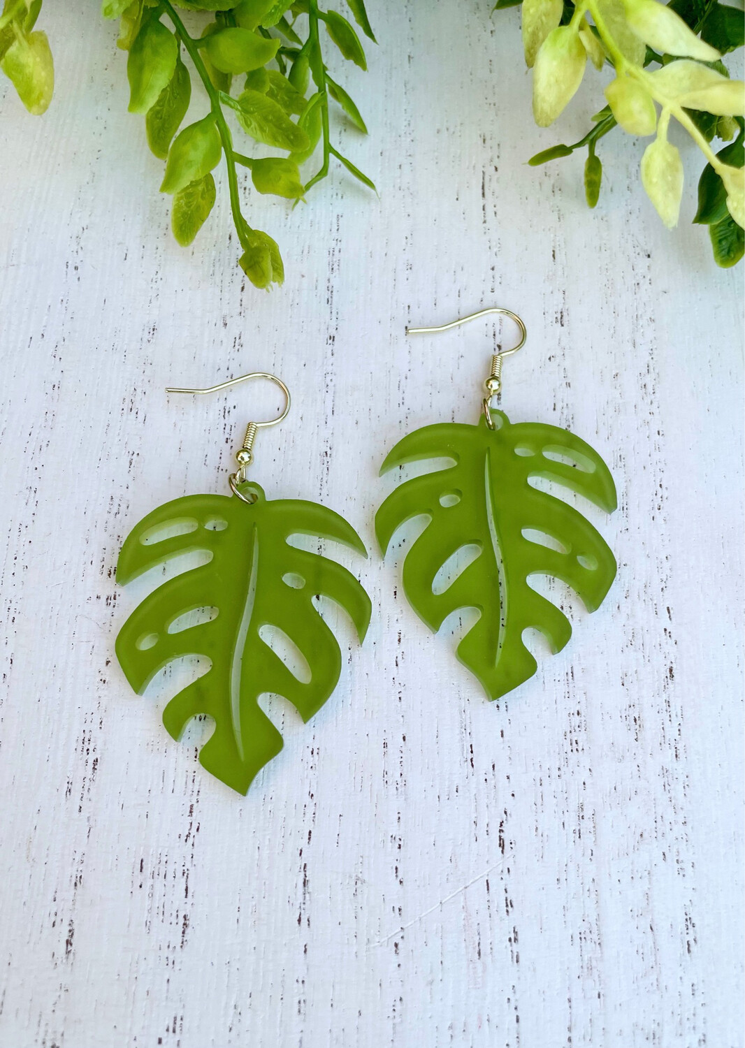Monstera Earrings (Frosted Olive)