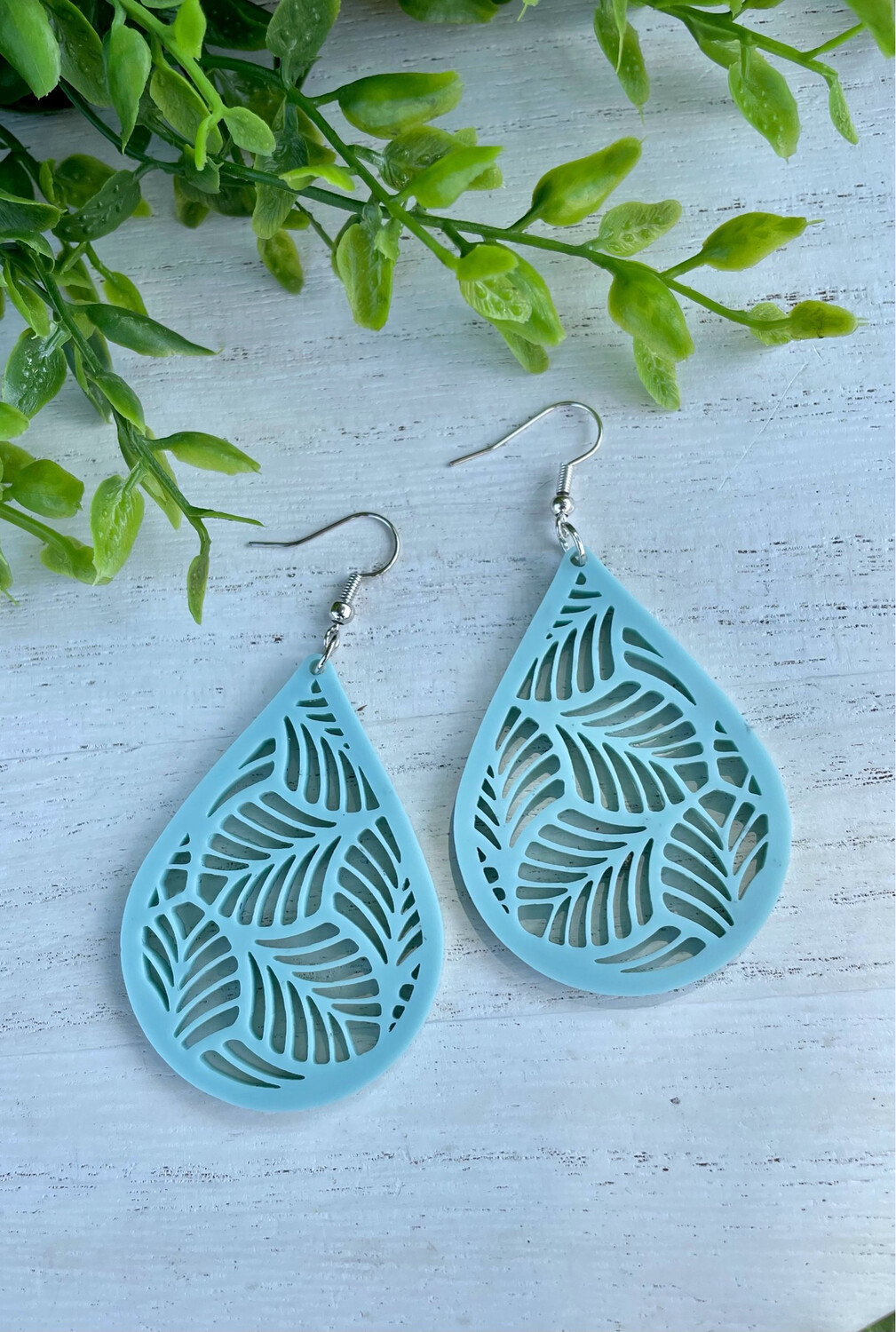 Palm Leaf Earrings (Arctic)